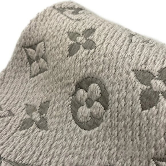 LOUIS VUITTON - Light gray Unconfirmed Scarf Wool Silk 345-070525 - Picture 2 of 8